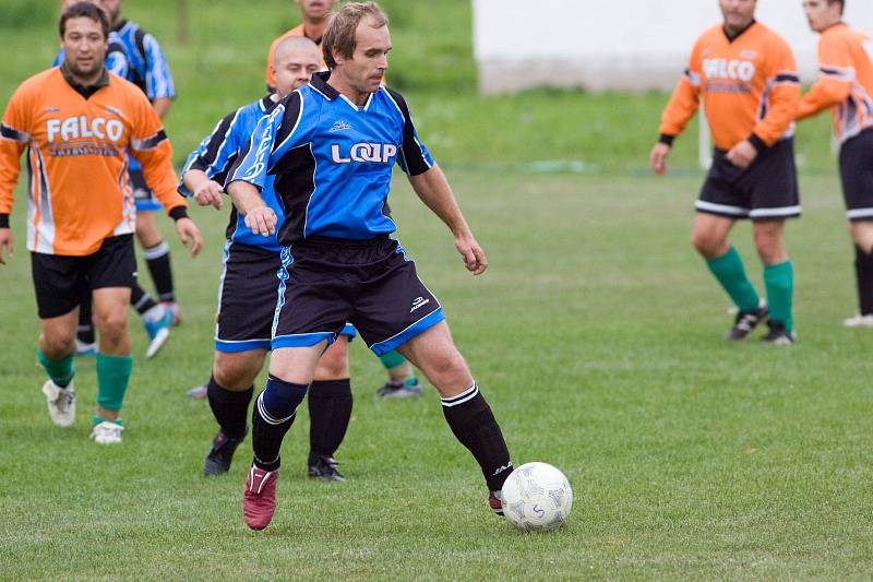 Z utkání IV. třídy A Chotusice B - Zbýšov B 4:2, neděle 14. září 2008