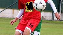 Fotbalová III. třída: TJ Sokol Červené Janovice - FC Bílé Podolí B 2:3 (1:1).