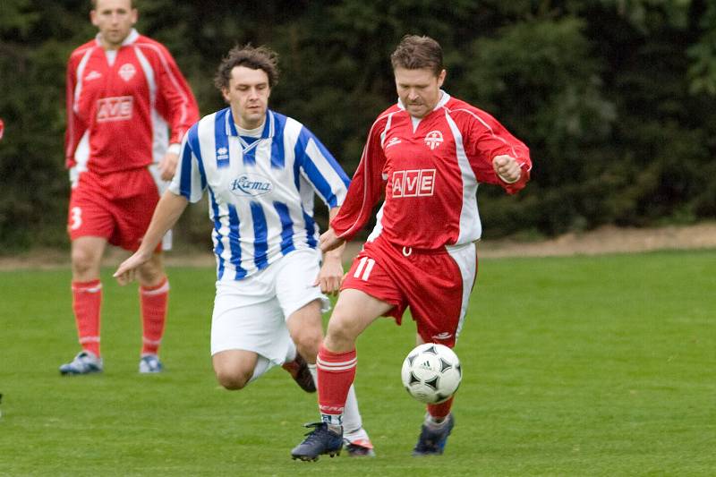 Z utkání I. B třídy Tupadly - Sadská 2:2, neděle 14. září 2008