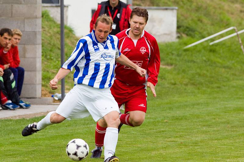 Z utkání I. B třídy Tupadly - Sadská 2:2, neděle 14. září 2008