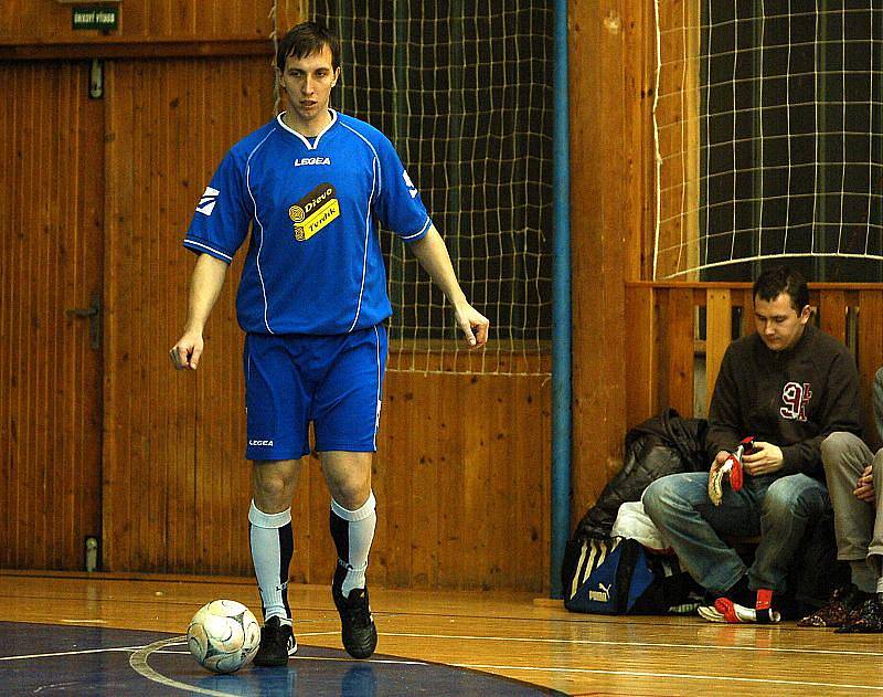 20. hrací den Club Deportivo futsalové ligy, 3. března 2011.