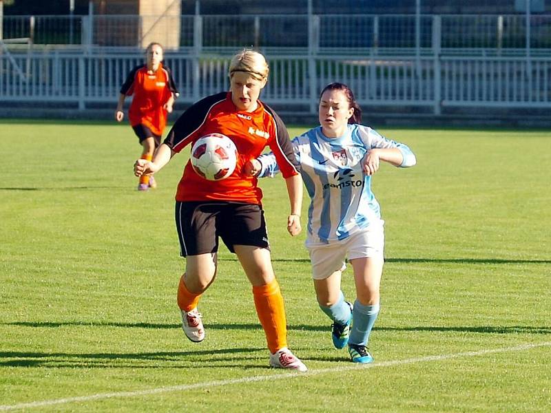 Fotba ženy, Čáslav - Kutná Hora, 0:1.