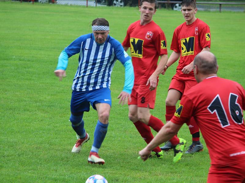 Letní liga Pivovaru Kutná Hora: TJ Sokol Červené Janovice - SK Církvice 8:4 (5:1).