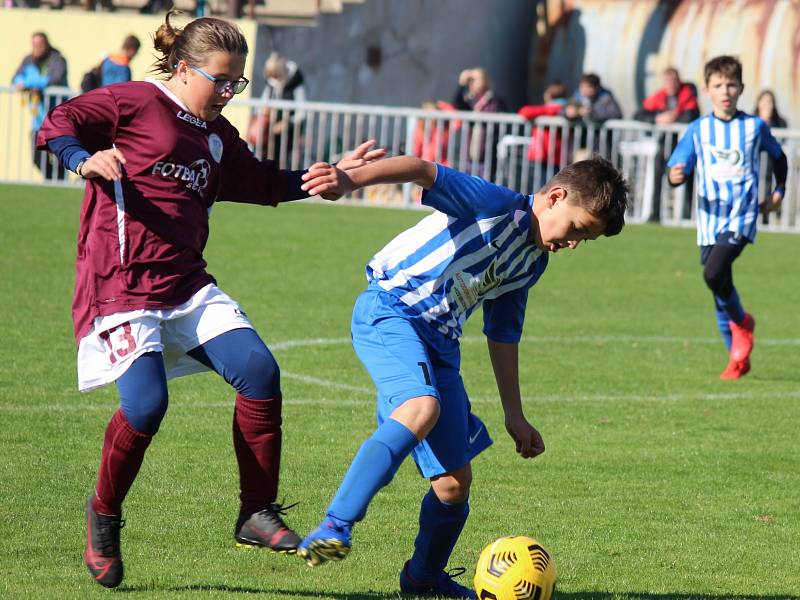 Fotbalový okresní přebor mladších žáků: FK Uhlířské Janovice - FK Čáslav C 9:2 (6:1).