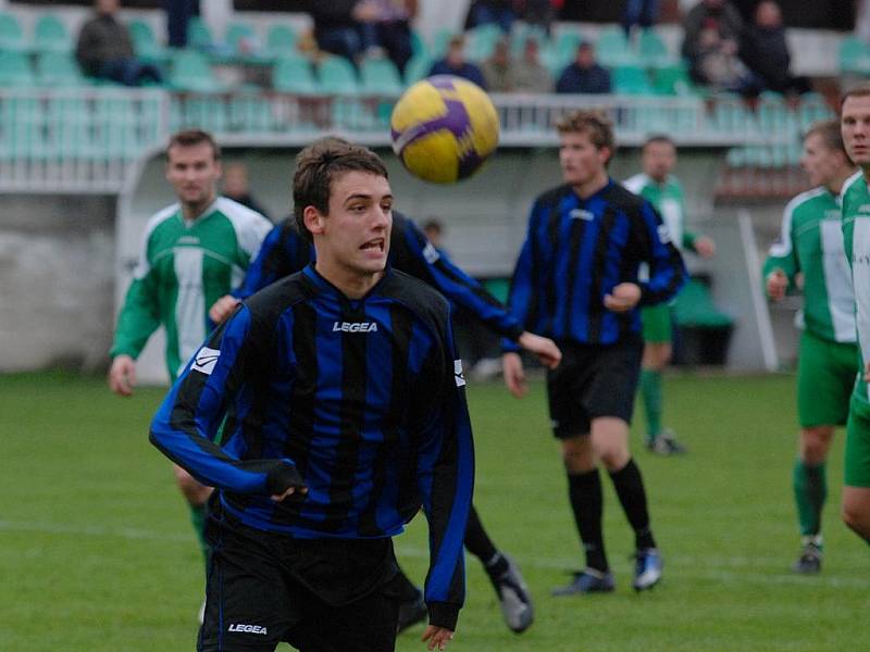 Fotbal I. A třída: K. Hora - Zásmuky 4:0, neděle 8. listopadu 2009