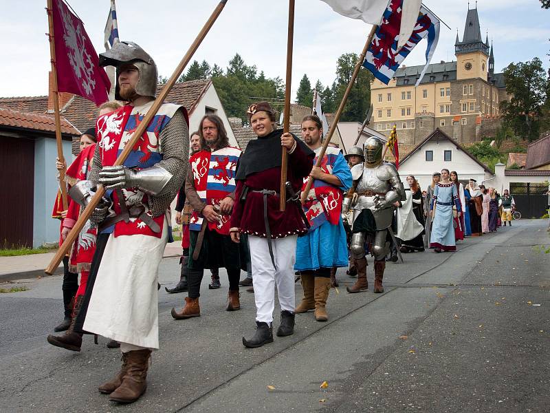 Historické slavnosti budou plné zbroje, bitev a šermířského umění.