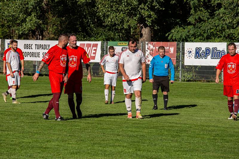 Fotbalová III. třída: TJ Star Tupadly B - TJ Sokol Červené Janovice 1:3 (0:1).