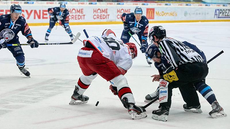 2. zápas čtvrtfinále Bílí Tygři Liberec – Mountfield Hradec Králové