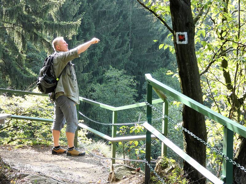 Marek Řeháček a Jan Pikous se opět toulali a dali dohromady knihu Příběhy skalních vyhlídek Českého ráje. Na snímku Marek Řeháček.