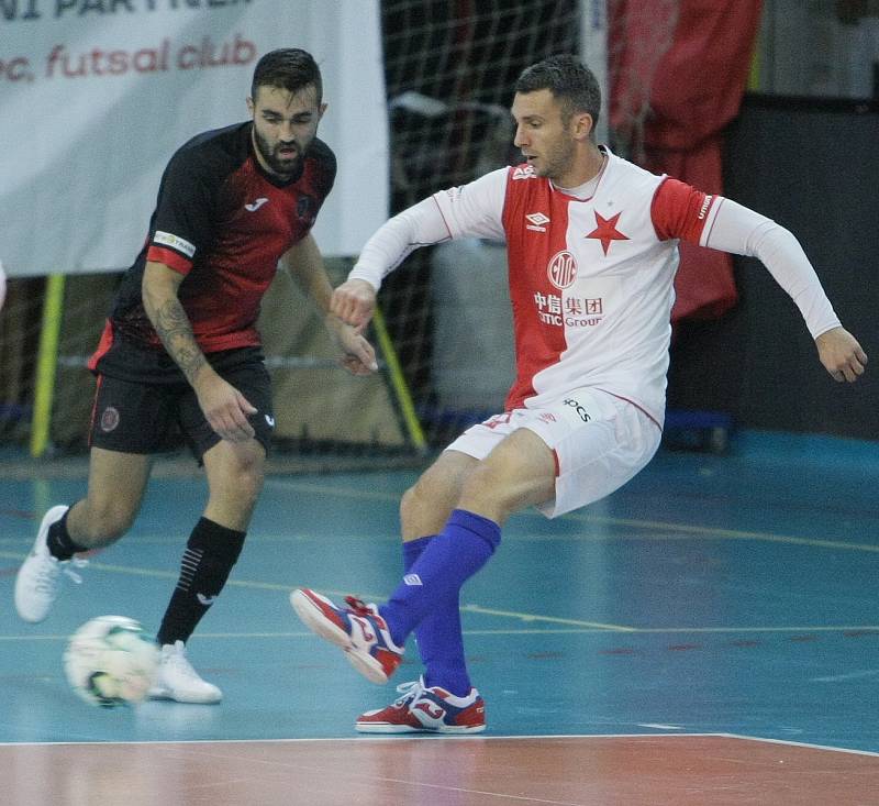 FTZS Liberec hrál mistrovský zápas se Slavií Praha. Prohrál 5:7.