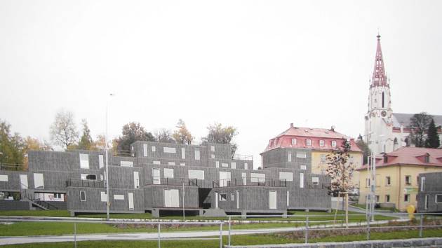 Chrastava řeší proluku v centru. Chrastavská radnice se obrátila na studenty architektury z TUL, aby jí pomohli s návrhy.