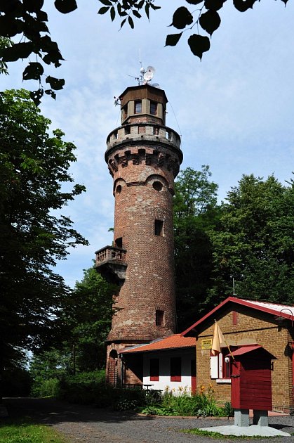 Rozhledna ve Frýdlantě na Liberecku.