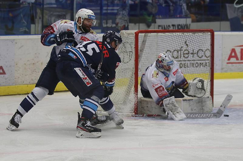 Kladno (v bílém) hostilo v hokejové extralize Liberec.