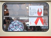 Speciální tramvaj na lince Horní Hanychov Lidové sady, ve které probíhala zároveň osvěta o tom, co je virus HIV, jak se přenáší, co způsobuje a jak se bezpečně chránit před nakažením.