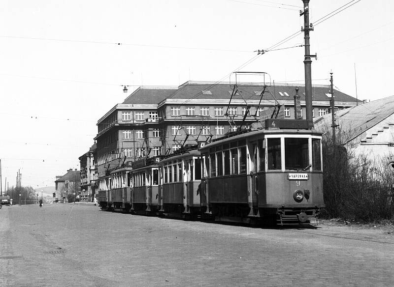 Dobová tramvaj 20. - 30. léta 20. století.