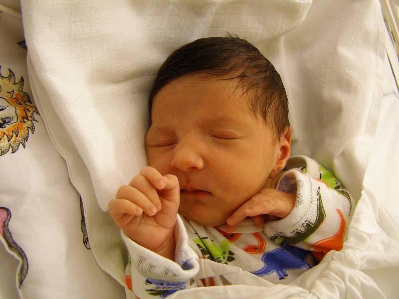 Emma Kováčová se narodila 4. února v liberecké porodnici mamince Nikole Bajgerové z Raspenavy. Vážila 2,8 kg a měřila 49 cm.