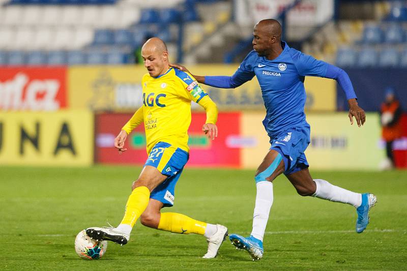 Ve 4. kole domácího poháru se fotbalisté Slovanu střetli s Teplicemi, se kterými v lize uhráli naposledy remízu 1:1.