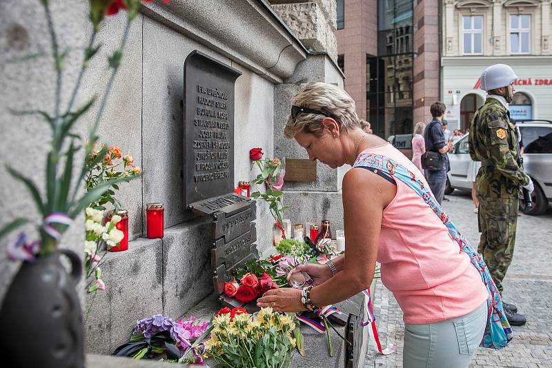 Vzpomínkového shromáždění u příležitosti 50. výročí invaze vojsk Varšavské smlouvy.