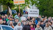 Demostrace nazvaná "Proč? Proto!" proběhla 10. května na náměstí Dr. E. Beneše v Liberci. Následně se demonstranti přesunuli před Grand Hotelu Imperial, kam prezident republiky Miloš Zeman pozval do předsedu vlády a předsedu ČSSD Bohuslava Sobotku, 1. mís