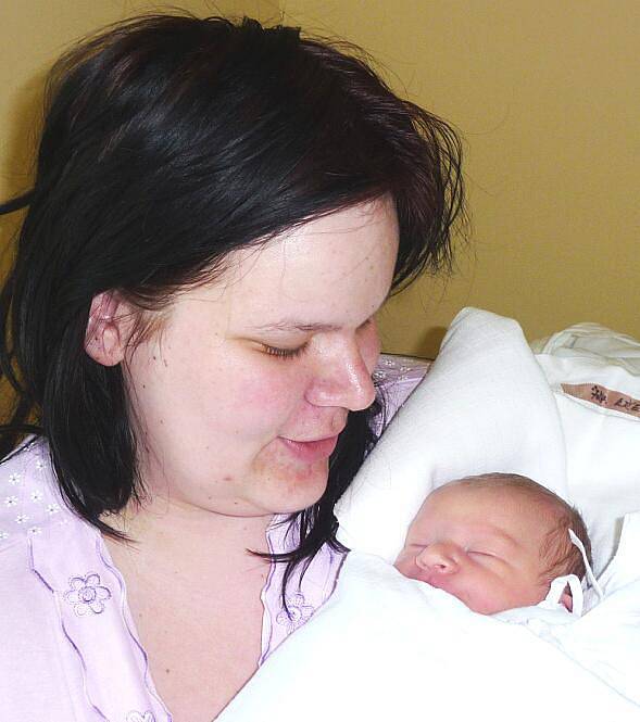 Mamince Andree Novákové z Turnova se 7. června 2010 v liberecké porodnici narodil syn Josef Křemen. Měřil 47 cm a vážil 3,03 kg. Blahopřejeme!