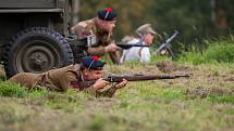 Rekonstrukce historické bitvy na západní frontě, dobývání pevnosti Dunkerque Československou samostatnou obrněnou brigádou v roce 1944, proběhla 9. září na dětském dni v libereckém Vesci.