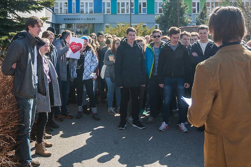 Výstražná stávka studenstva na obranu ústavních a společenských zvyklostí a hodnot proběhla 15. března před Gymnáziem F. X. Šaldy v Liberci. Studenti protestovali i u dalších škol po Liberci i celé České republice.