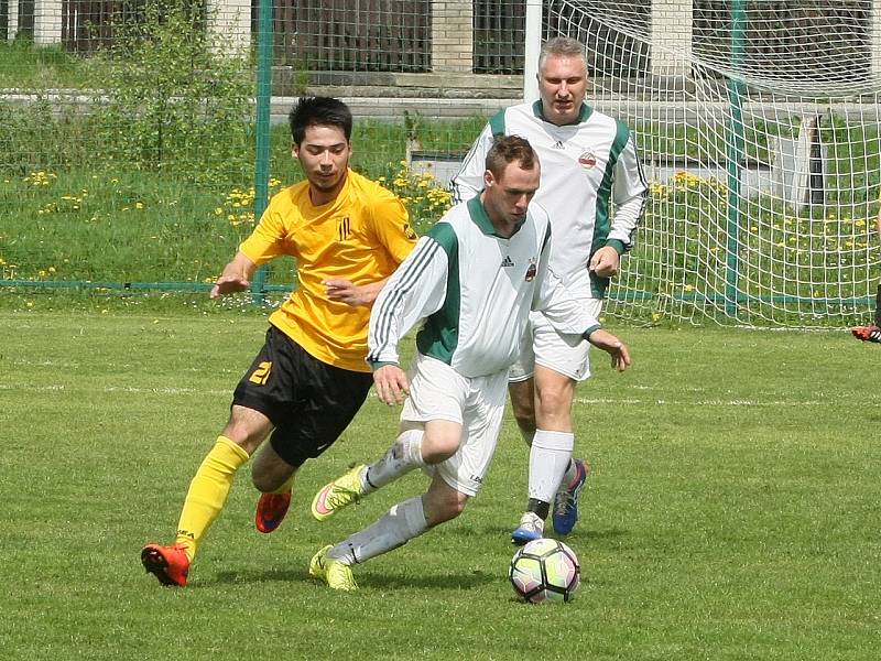 Fotbal - zápas Nová Ves - Vratislavice 2:4