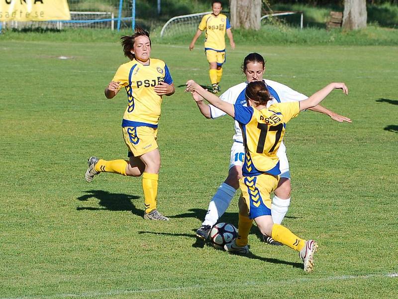 II. liga fotbalu žen: Domácí Slovan Liberec porazil velmi dobrého soupeře brankou Nikoly Kotkové a s nadějemi půjde do druhého zápasu, který se hraje tuto neděli v Jihlavě.