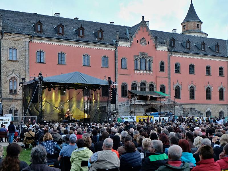 Koncert Krise Kristoffersona na Sychrově