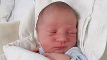 ELIÁŠ PASTUCH Narodil se 27. června v liberecké porodnici mamince Markétě Pastuchové z Liberce. Vážil 3,25 kg a měřil 50 cm.