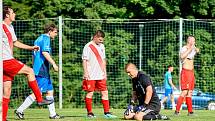 Utkání Hodkovice (modré dresy) - Rozstání skončilo výsledkem 1:3.