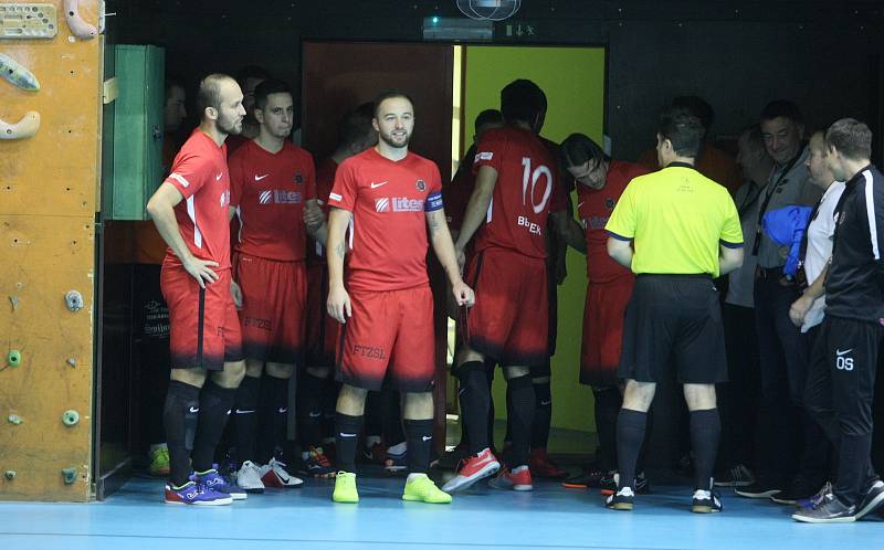 Zlej sen Liberec zklamal a prohrál doma s Mělníkem 5:7. Liberečtí jsou v červených dresech.