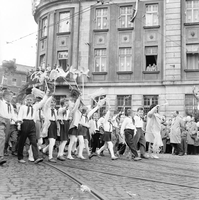 1. Máj v roce 1963 v Liberci.