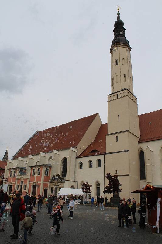 V německé Žitavě po celý víkend probíhají dožínkové slavnost, na kterých se prezentují mimo jiné i atrakce z Libereckého kraje. Program je bohatý pro malé i velké.