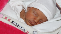 Zuzana Karmazinová se narodila 20. října 2018 v liberecké porodnici mamince Michaele Cihlářové ze Žďáru u Mnichova Hradiště. Vážila 2,4 kg a měřila 48 cm.