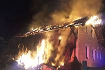 Požár rodinného domu v Hejnicích, pondělí 4. září 2023.