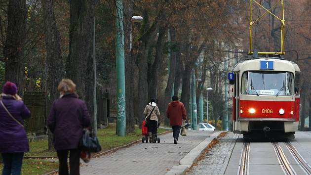 Tramvaj míří do Lidových Sadů