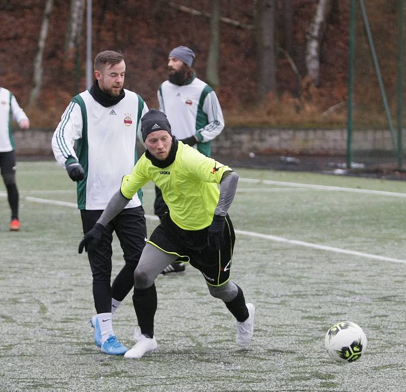 Ruprechtice (ve žlutém) si snadno poradily s Novou Vsí 10:1.