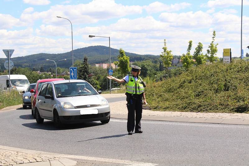 1. července začala částečná uzavírka ulice České mládeže v Liberci, která potrvá tři a půl měsíce.