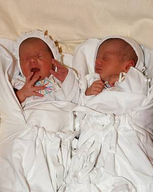 Mamince Hasmik Ghazanchyan z Frýdlantu se 27. 1. narodila ve frýdlantské porodnici dvojčátka Anna a Marie. Gratulujeme!