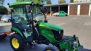 Vratislavice koupily nový traktor. Pomůže při zimní údržbě a letním sekání  trávy - Liberecký deník