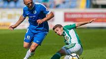 Utkání Slovanu Liberec (v modrém) proti Bohemians Praha 1905. Na snímku vlevo Miloš Bosančić