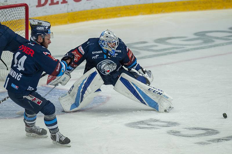 Bilí Tygři Liberec - HC Oceláři Třinec - 4. zápas finále