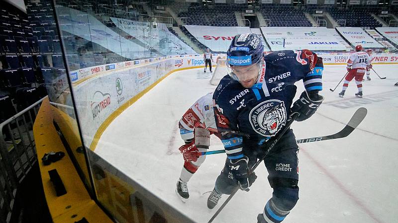 2. zápas čtvrtfinále Bílí Tygři Liberec – Mountfield Hradec Králové