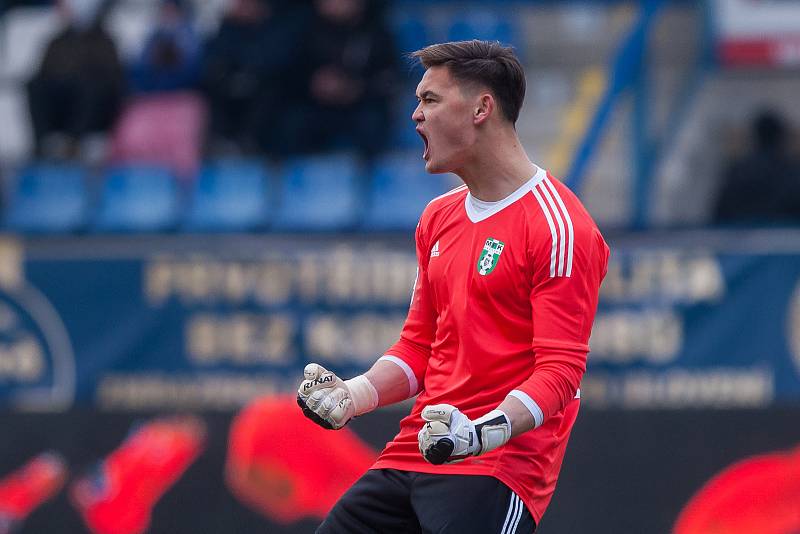 Zápas 19. kola první fotbalové ligy mezi týmy FC Slovan Liberec a MFK Karviná se odehrál 3. března na stadionu U Nisy v Liberci. Na snímku je brankář Patrik Lé Giang.