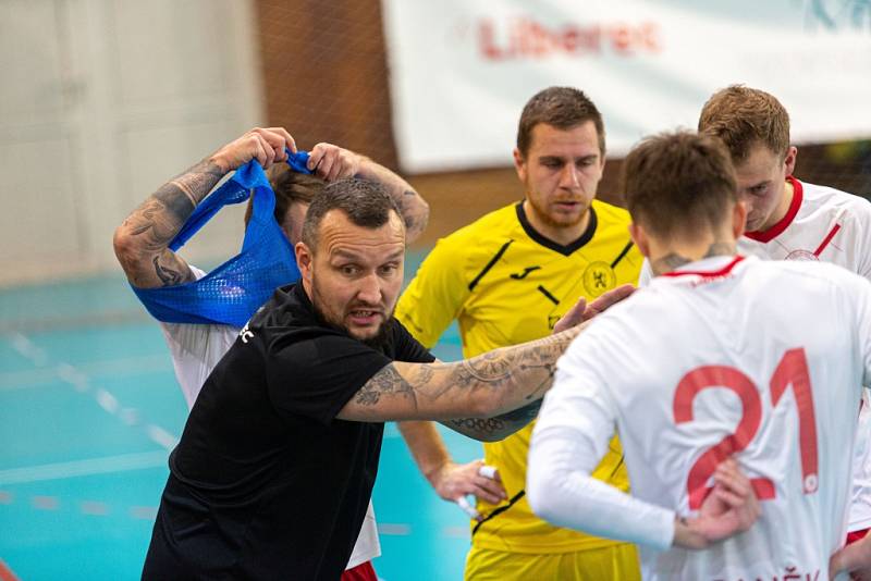 Futsal, I. liga: Liberec - Sparta Praha 2:2 (2:1).