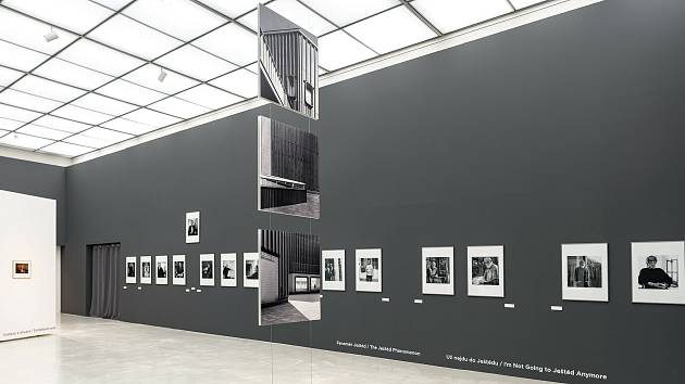 Záběry z výstavy Bílá, černá, horizont – Jiří Jiroutek
