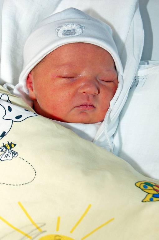 Mamince Miluši Kudrnovské z Dolní Řasnice se 9. října narodila dcera Lucie Kudrnovská. Měřila 52 cm a vážila 3,95 kg.