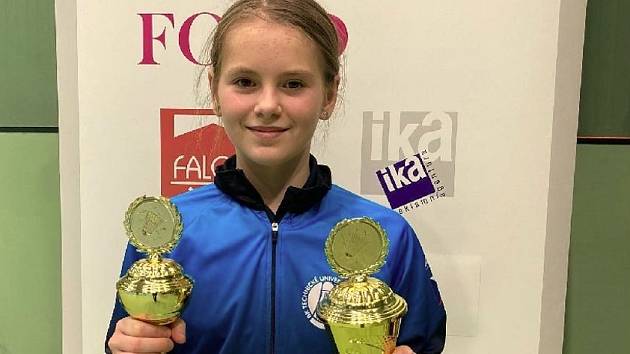 Sofie Kerplová, dvojnásobná vítězka. Kerplová uspěla ve smíšené čtyřhře a čtyřhře dívek kategorie do 13 let.