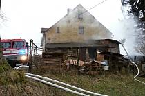 K požáru kůlny v Liberci - Nové Rudě vyjely ve čtvrtek odpoledne dvě hasičské jednotky.